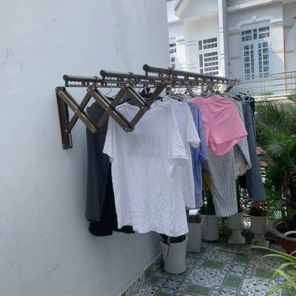 Giàn Phơi Gắn Tường Quận 10