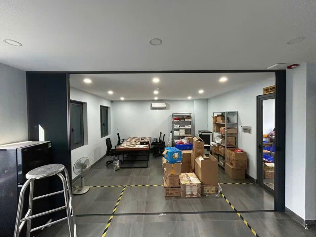 Vách Ngăn Tổ Ong Tại Quận 9 (Thành Phố Thủ Đức)