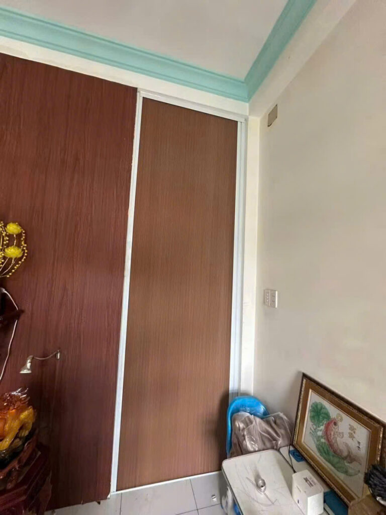 Vách Ngăn Tổ Ong Tại Quận 3