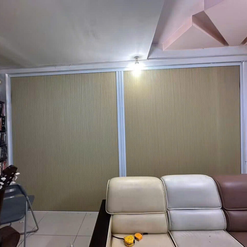 Vách Ngăn Tổ Ong Tại Quận 3